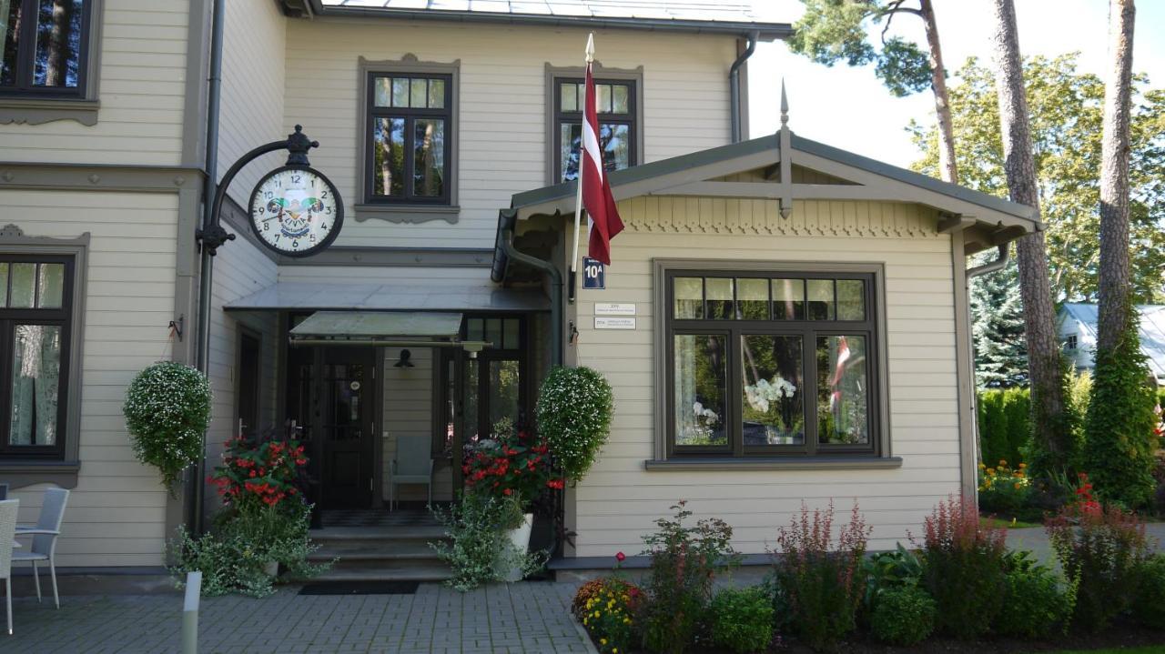 Apartments Livia Jurmala Bagian luar foto